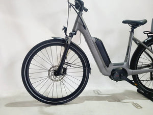Kalkhoff Endeavor E-Trekking Bosch Performance Line Middenm Lage instap Grijs 50cm M