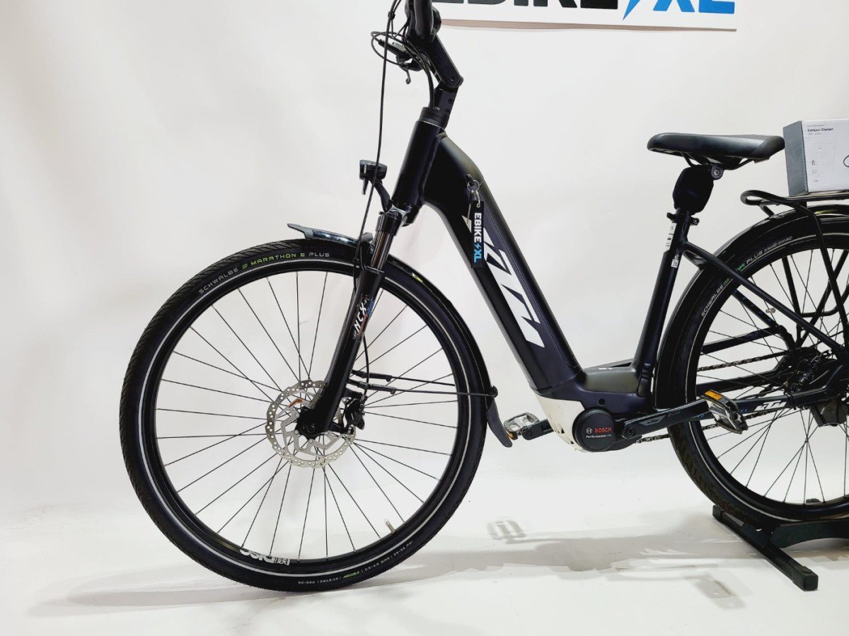KTM Macina City P610 RT Bosch Performance Line Midden Lage instap Zwart / Wit 46cm S