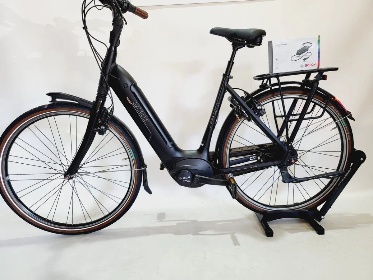 Gazelle Grenoble C8 Bosch Active Line Plus Middenmotor, Zwart