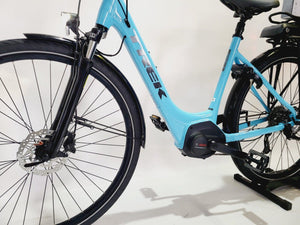 NIEUW Trek Verve+ 2 Bosch Performance Line Middenmotor Lage instap Lichtblauw 50cm M