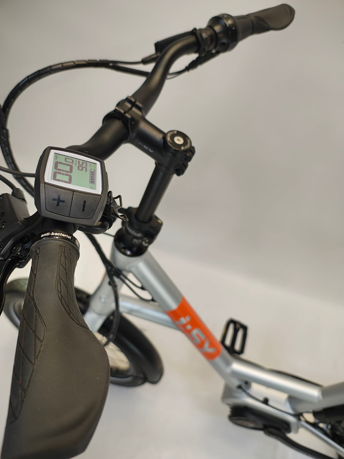 NIEUW I:SY E5 CX Premium Bosch Performance Line CX Middenmotor Belt-Drive