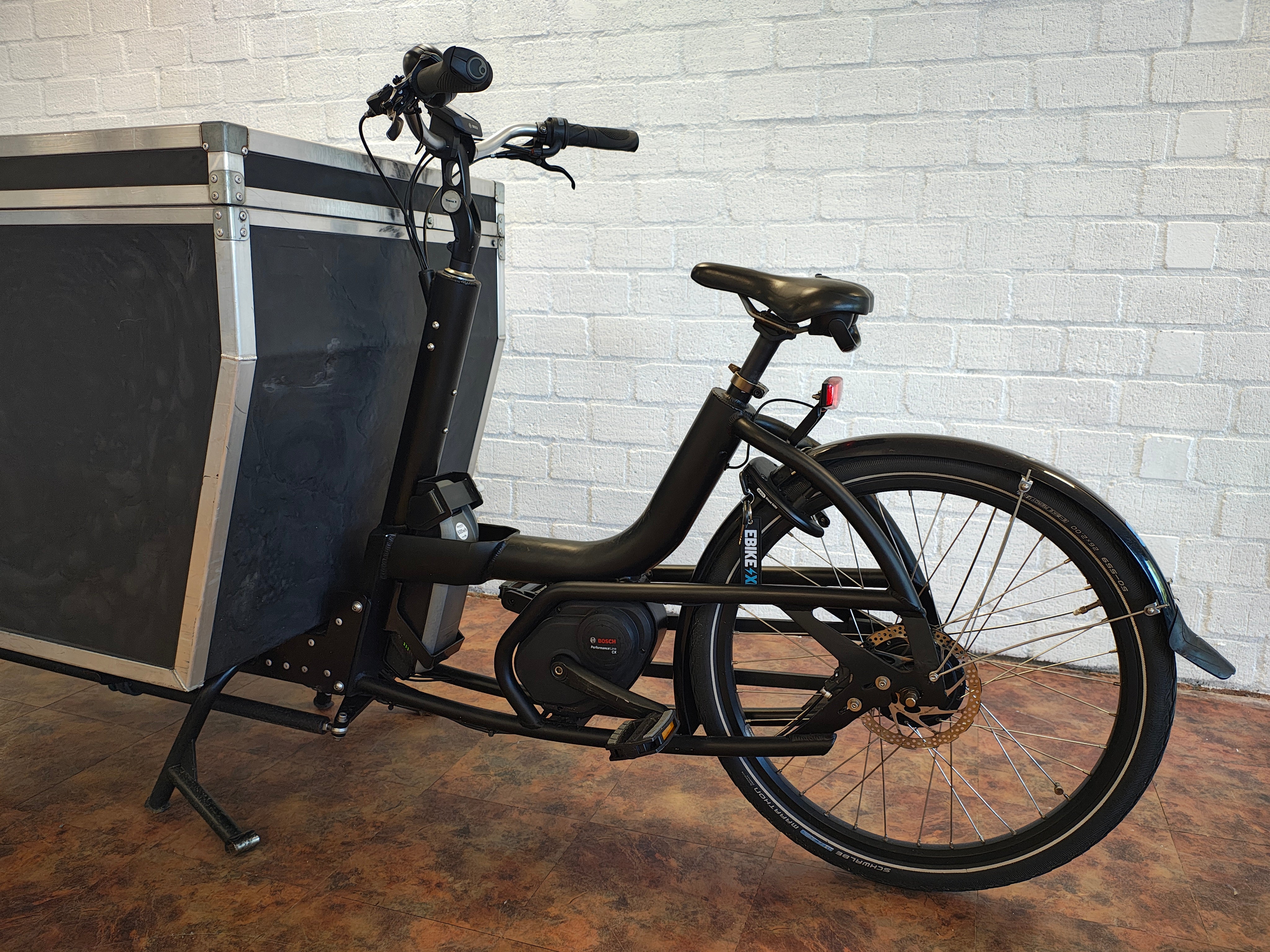 Urban Arrow Flatbed + Flightcase XL Bosch Performance Line CX Middenmotor 500Wh!
