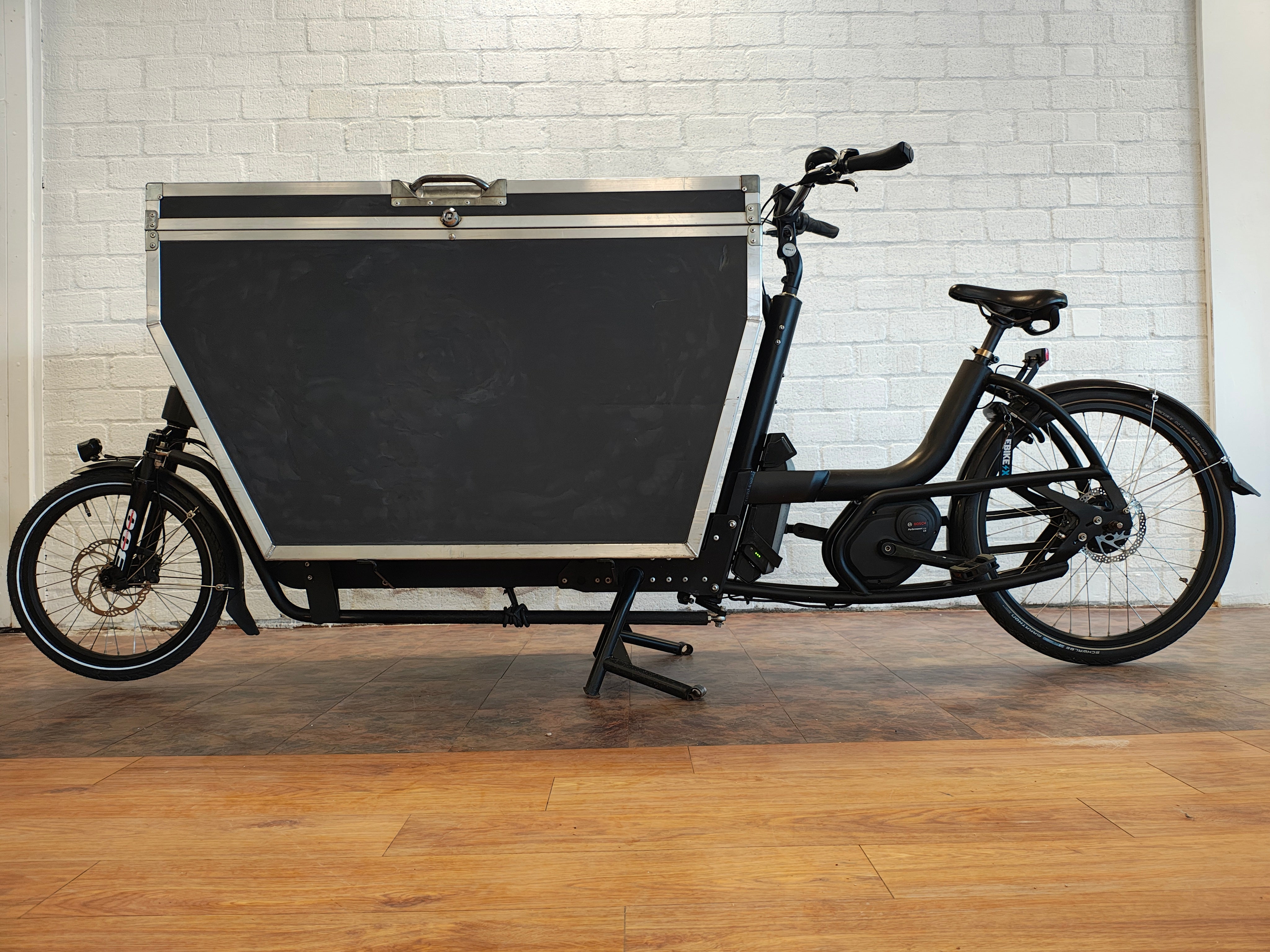 Urban Arrow Flatbed + Flightcase XL Bosch Performance Line CX Middenmotor 500Wh!