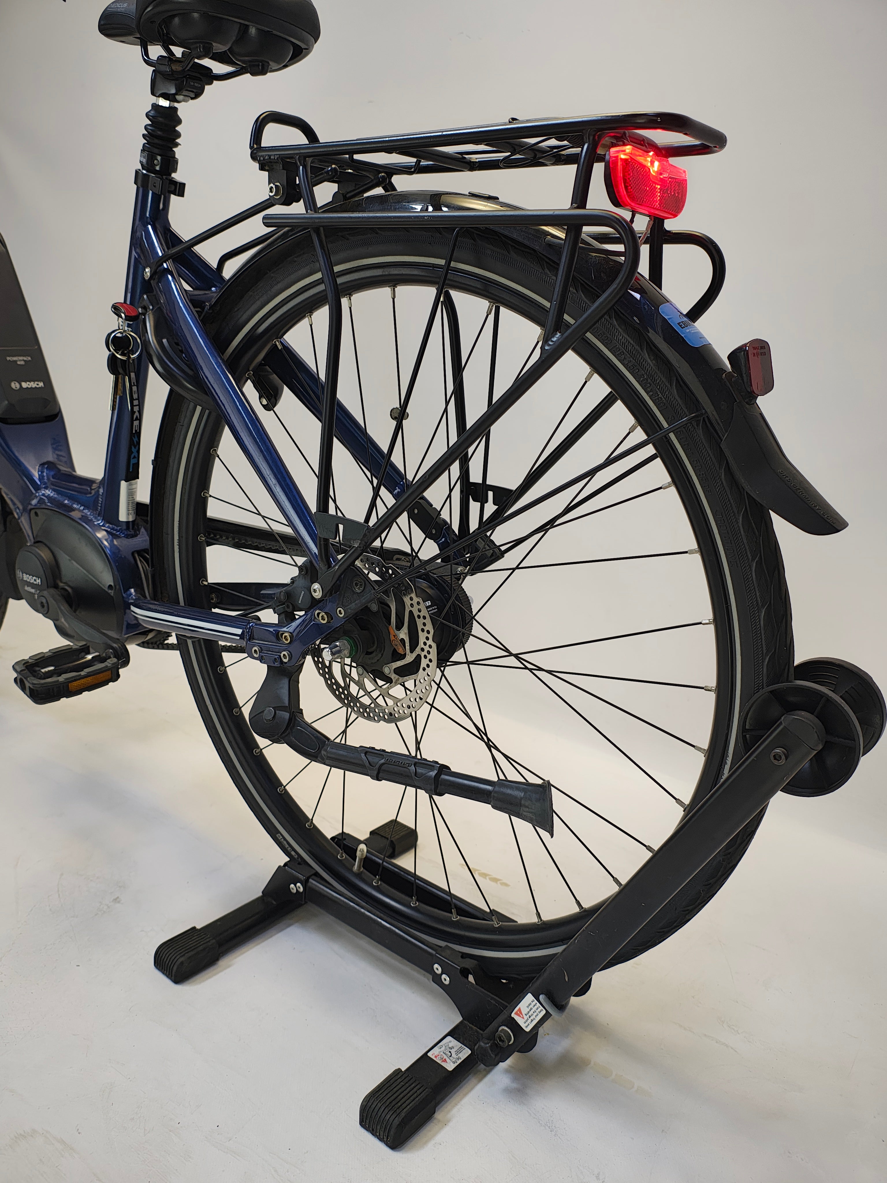 Velo de Ville Trekking AEB 400 Bosch Active Line Plus Middenmotor Belt-Drive