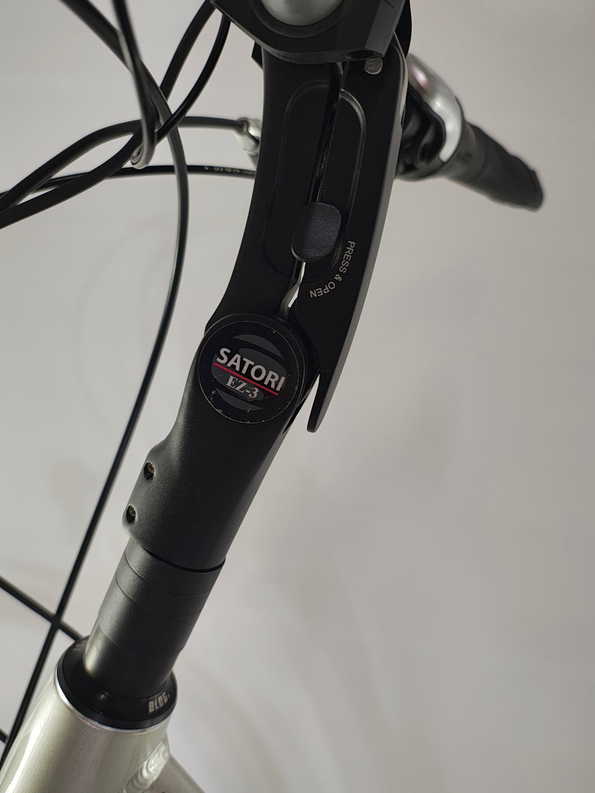 Dutch ID Tour N8 Bosch Classic Line Middenmotor, achterwiel en cassette