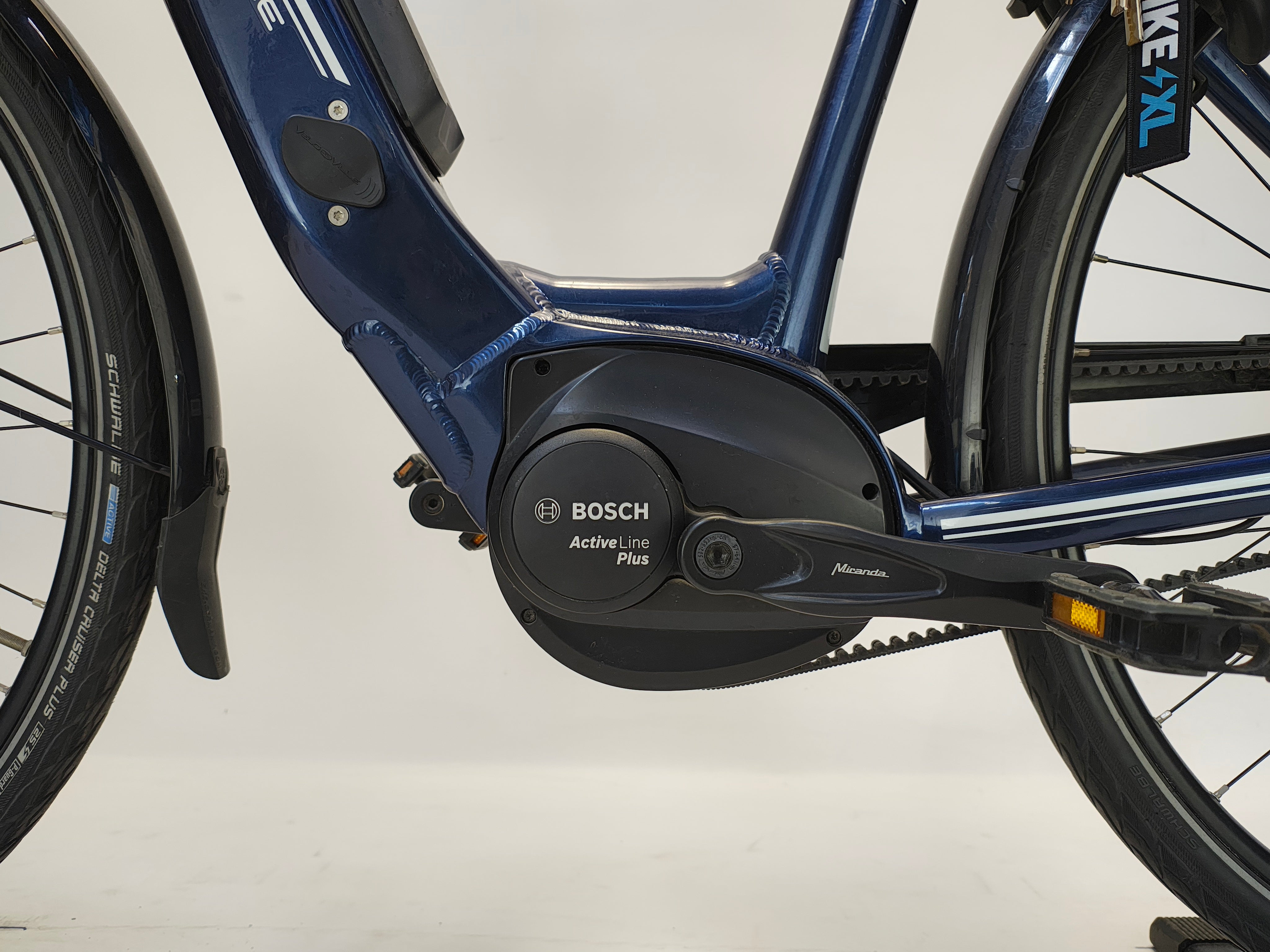 Velo de Ville Trekking AEB 400 Bosch Active Line Plus Middenmotor Belt-Drive