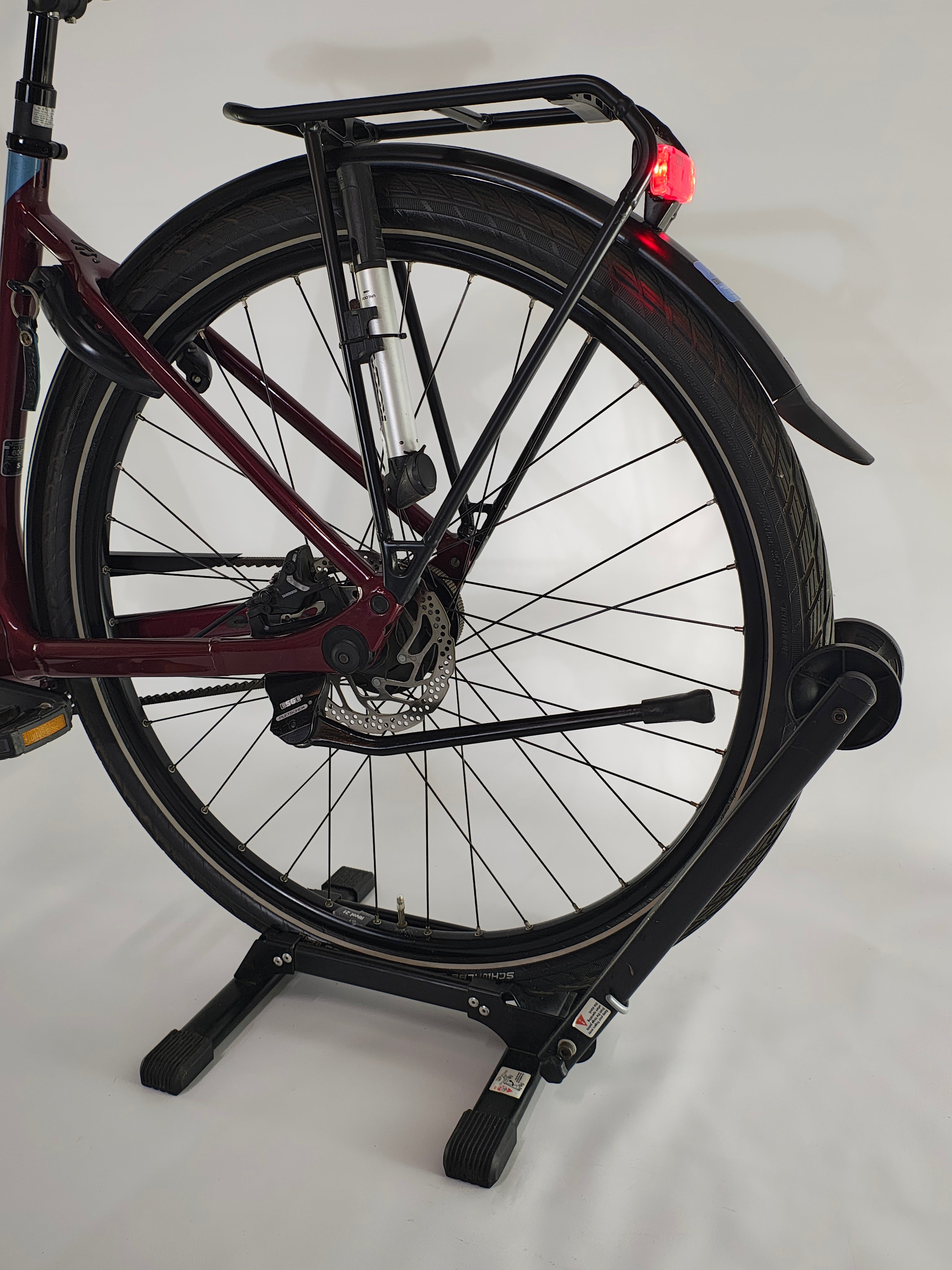 Koga e-nova EVO Bosch Active Line Plus Middenmotor Belt-Drive!