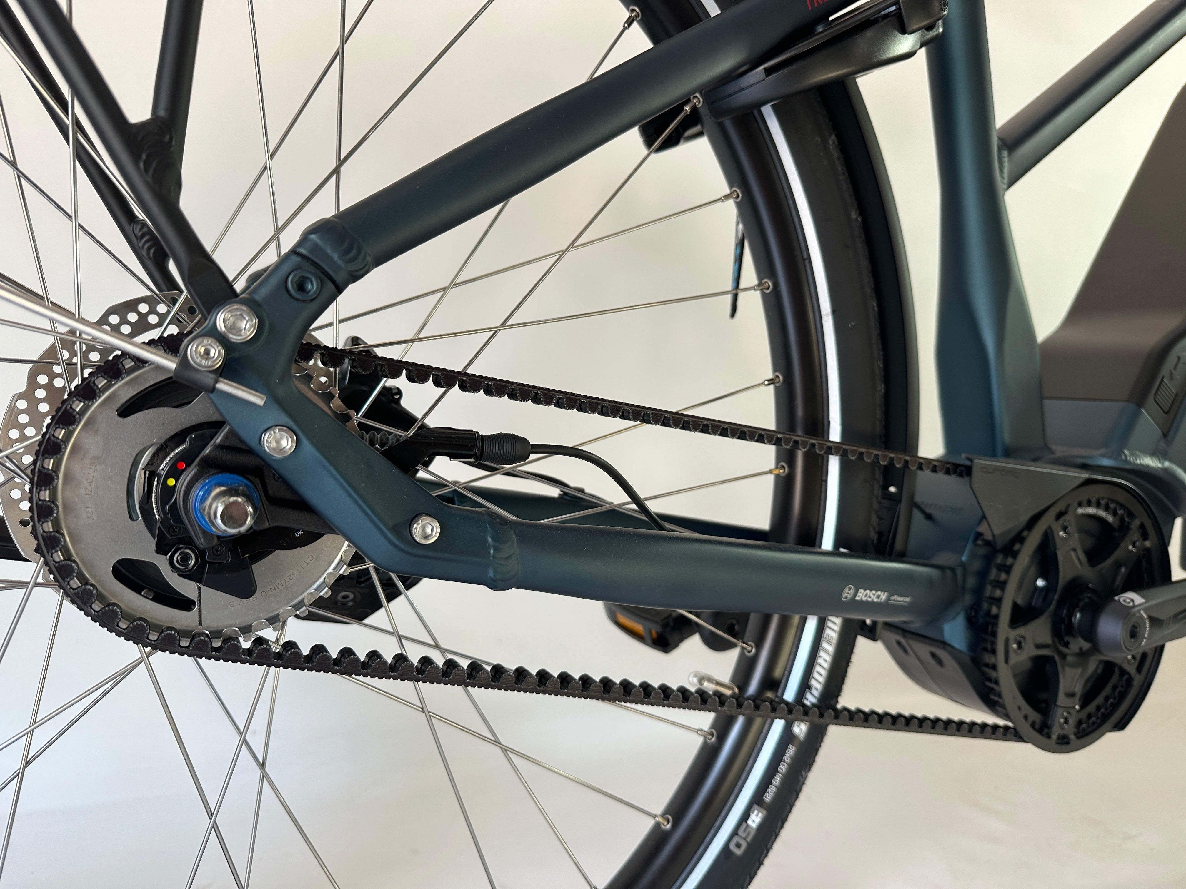 NIEUW Victoria Tresalo 7 Bosch Performance Line Middenmotor 545Wh! Belt-Drive